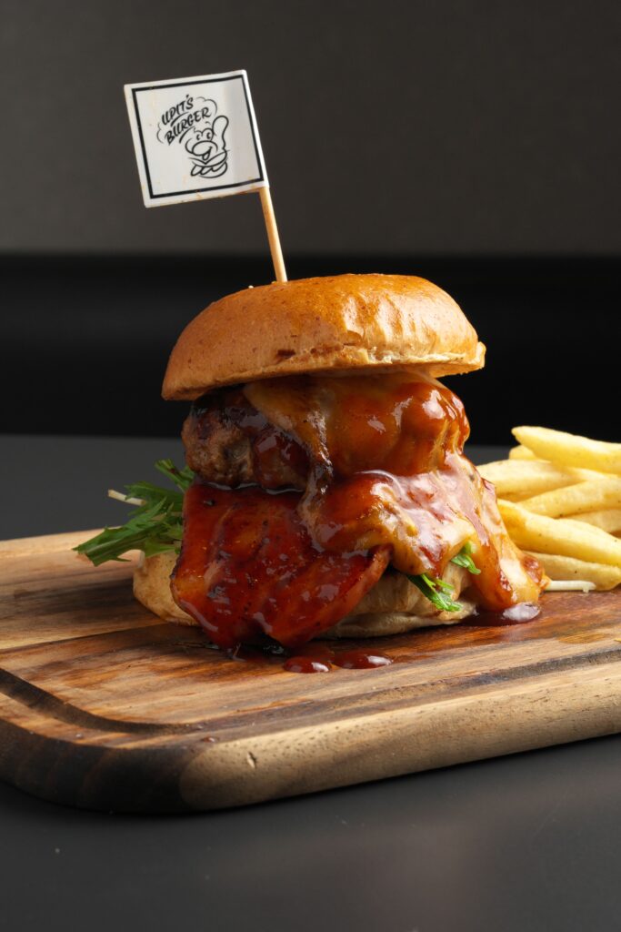 Bacon Cheese BBQ Burger | アピッツバーガー南草津店ONLINE